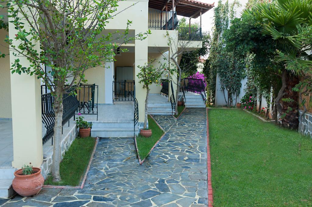 Anesis Apartments Chrani Exterior foto